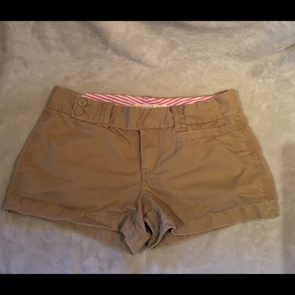 Old Navy Pants - Old Navy khaki shorts